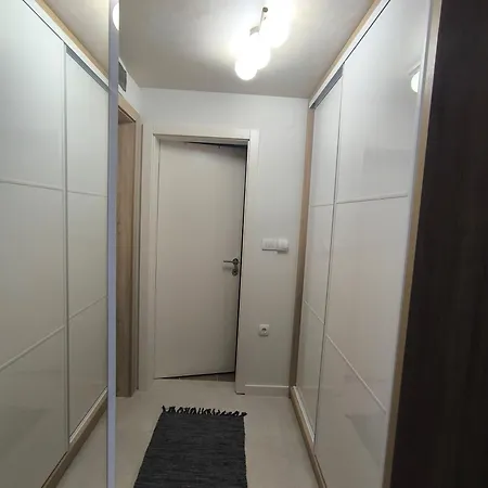 Mina Lux * Paraćin