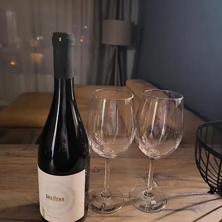 Mina Lux Apartament *