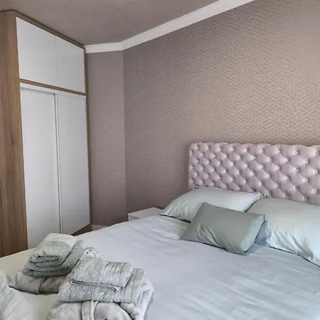 Mina Lux 公寓 Paraćin