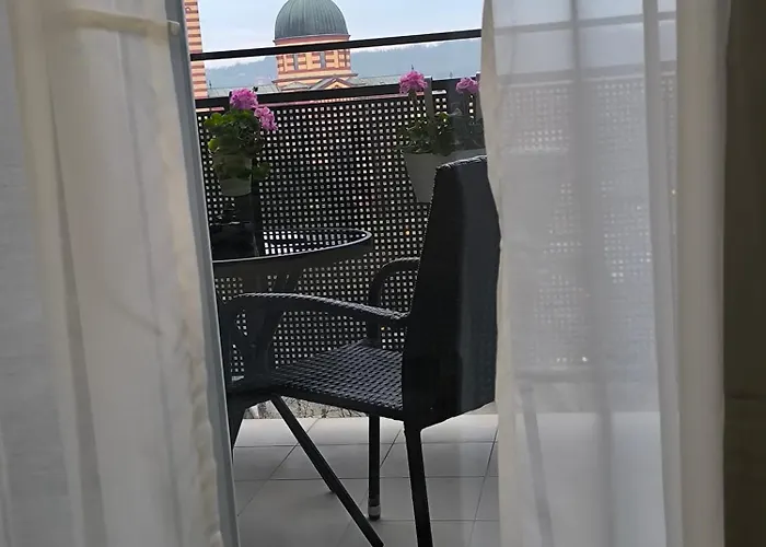 Mina Lux Daire Paraćin